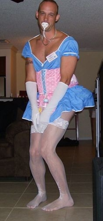 sissy-baby-girl-050-blue-pink-vintage-dress